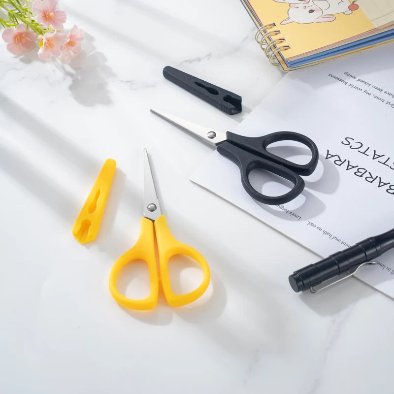 With Cover Safety Scissors